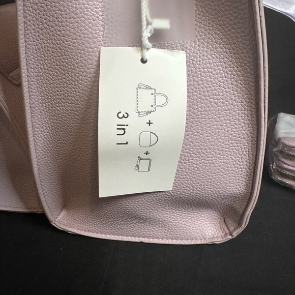 Elegant Lavender Women's Handbag Set - Picture 7 of 10